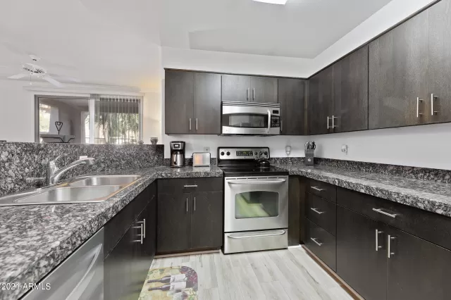 MLS: 6390485 Condo For Sale