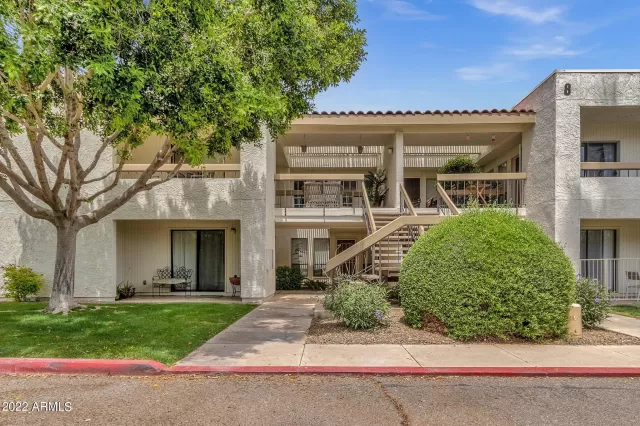 MLS: 6390512 Condo For Sale