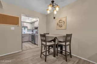 Photo #5: 6390512 Listing 