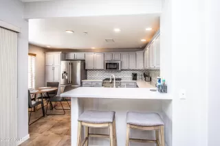 Photo #5: 6390541 Listing 