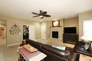 Photo #6: 6390570 Listing