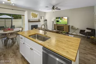 Photo #5: 6390722 Listing 