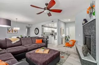 Photo #5: 6390958 Listing 