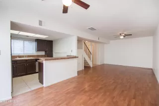 Photo #5: 6390971 Listing