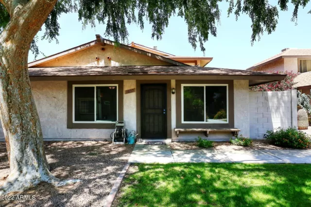 MLS: 6391050 Condo For Sale