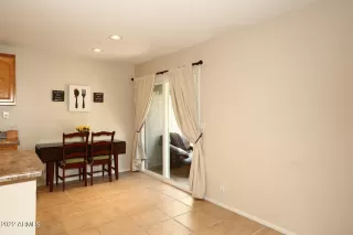 Photo #5: 6391050 Listing