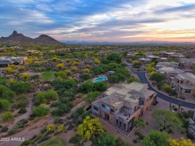 MLS: 6391137 Condo For Sale