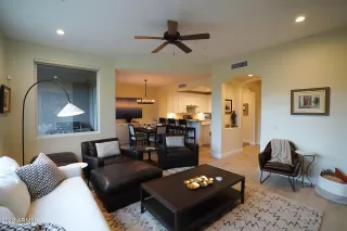 Photo #3: 6391137 Listing