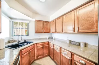 Photo #4: 6391190 Listing