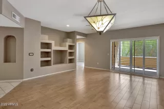 Photo #2: 6391228 Listing