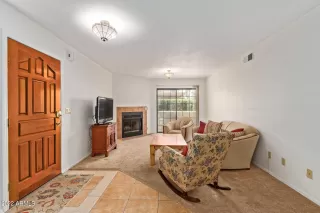 Photo #2: 6391251 Listing 