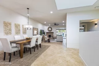 Photo #6: 6391261 Listing 