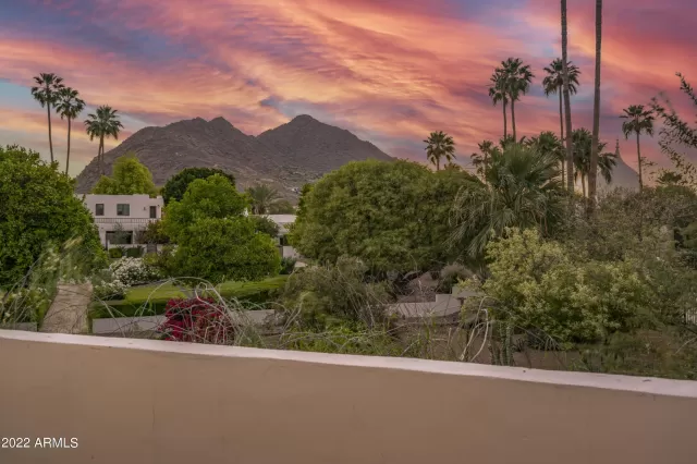 MLS: 6391309 Condo For Sale