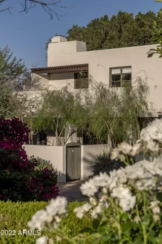 Photo #1: 6391309 Listing