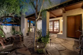 Photo #2: 6391309 Listing