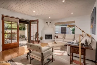 Photo #3: 6391309 Listing