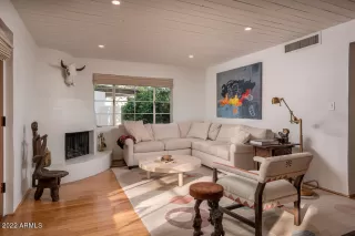 Photo #4: 6391309 Listing