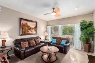 Photo #6: 6391434 Listing 