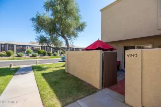 Photo #5: 6391491 Listing