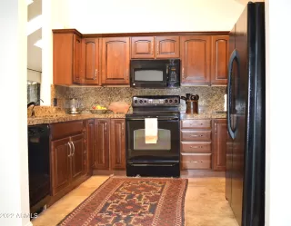 Photo #6: 6391744 Listing