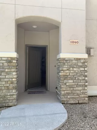 Photo #4: 6391955 Listing