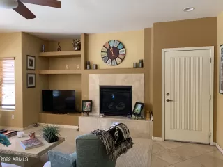 Photo #5: 6391955 Listing