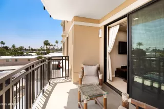 Photo #2: 6392028 Listing