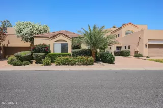 Photo #6: 6392066 Listing