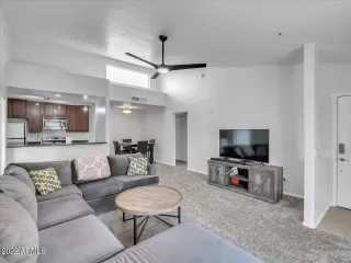 Photo #4: 6392158 Listing
