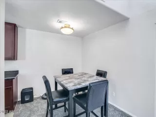 Photo #5: 6392158 Listing