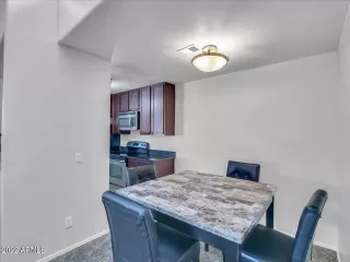 Photo #6: 6392158 Listing