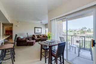 Photo #6: 6392266 Listing 