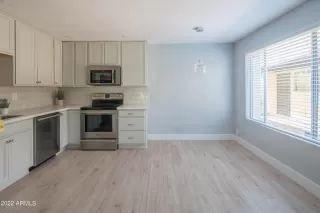 Photo #2: 6392538 Listing 