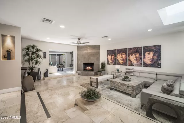 MLS: 6392597 Condo For Sale