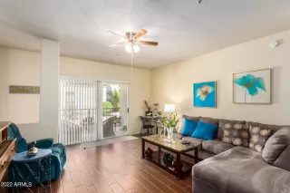 Photo #3: 6392797 Listing