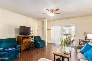 Photo #5: 6392797 Listing