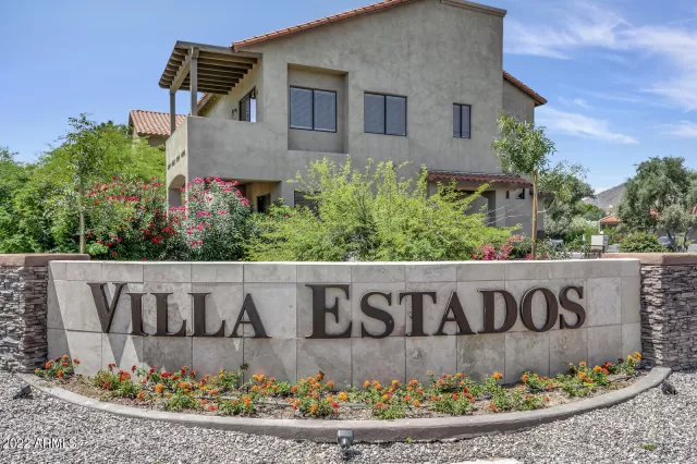 MLS: 6393322 Condo For Sale