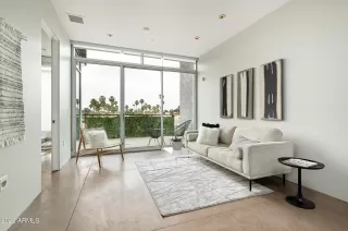 Photo #3: 6393431 Listing 