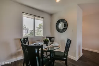 Photo #6: 6393450 Listing