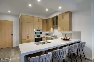 Photo #2: 6393591 Listing 