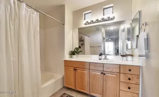 Photo #6: 6393775 Listing