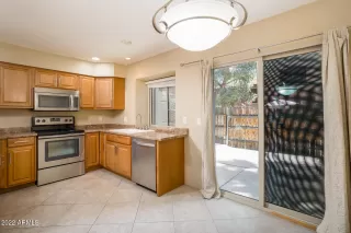 Photo #4: 6393807 Listing