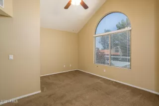 Photo #6: 6393807 Listing