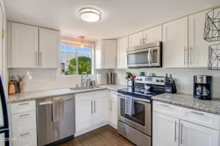 Photo #1: 6394180 Listing