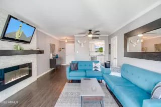 Photo #3: 6394180 Listing