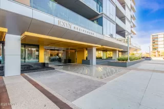 Photo #4: 6394181 Listing