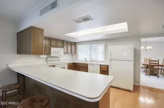 Photo #5: 6394276 Listing 