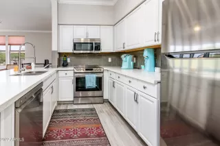 Photo #6: 6394331 Listing