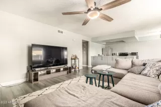 Photo #5: 6394391 Listing