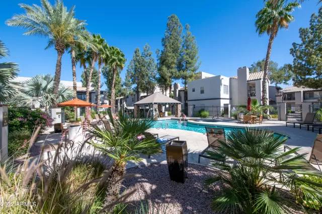 MLS: 6394705 Condo For Sale